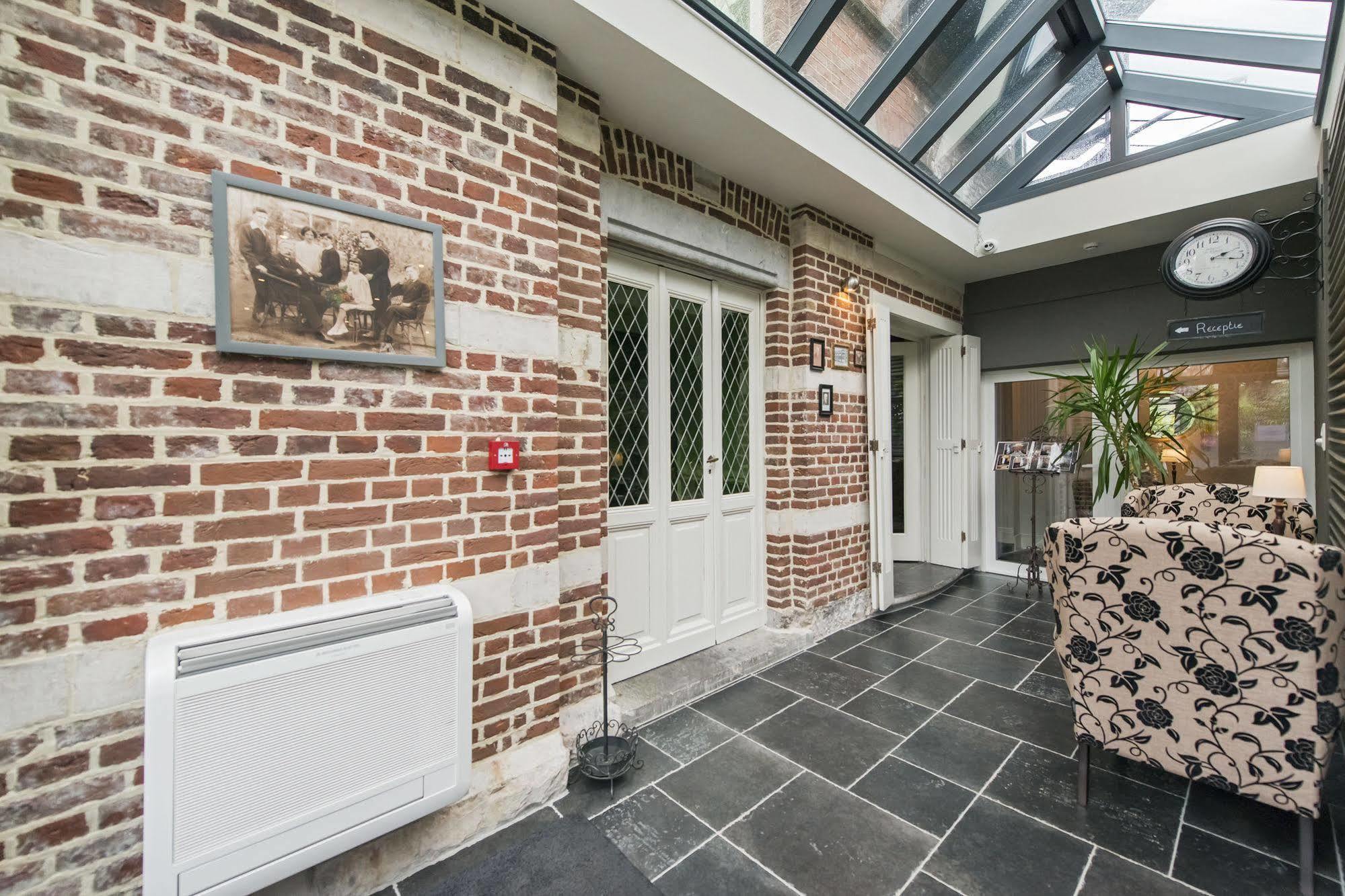 Boutique Hotel Huys Van Steyns Tongern Exterior foto